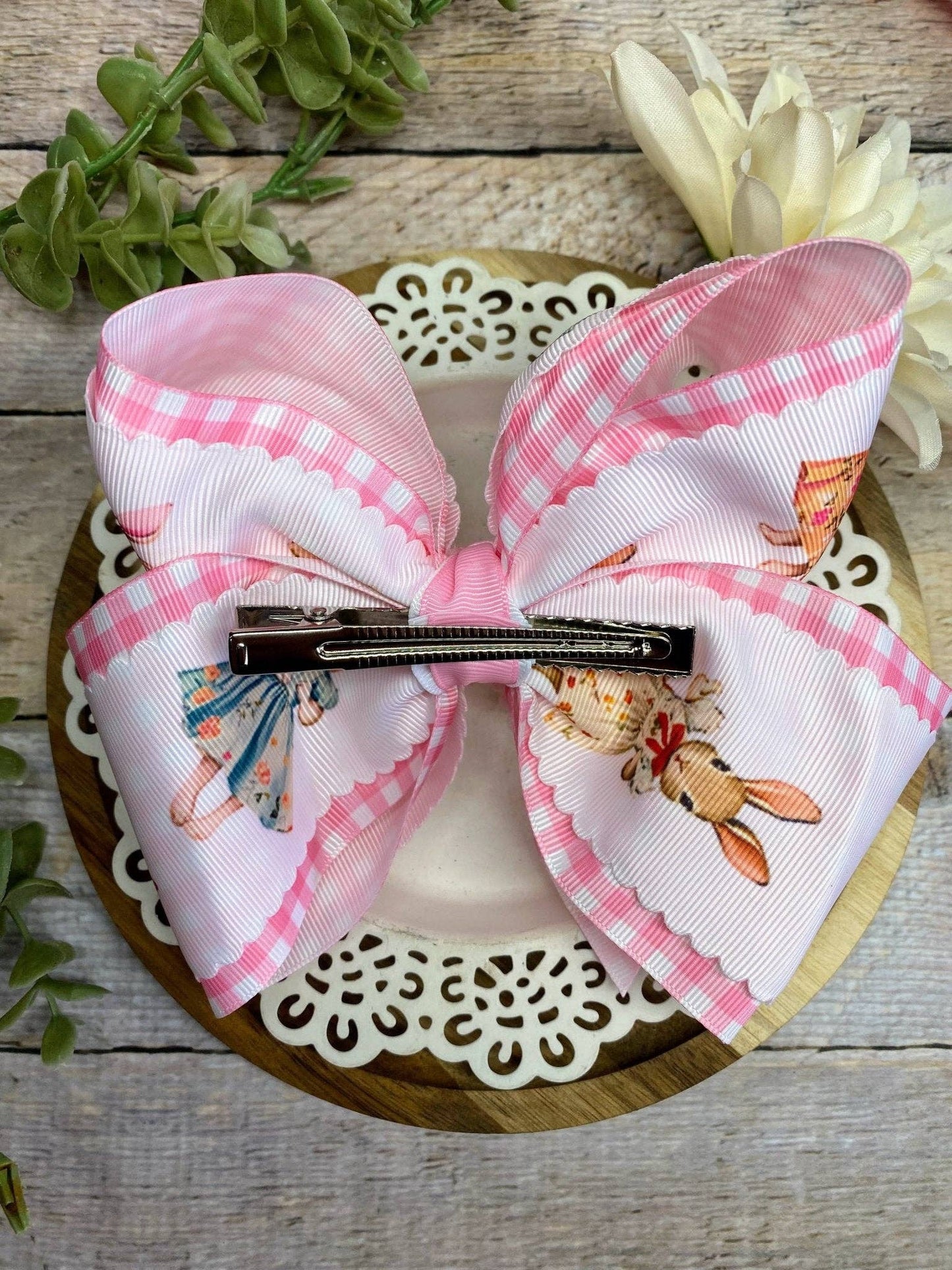 Vintage Easter Bunny Scalloped Gingham Hair Bow